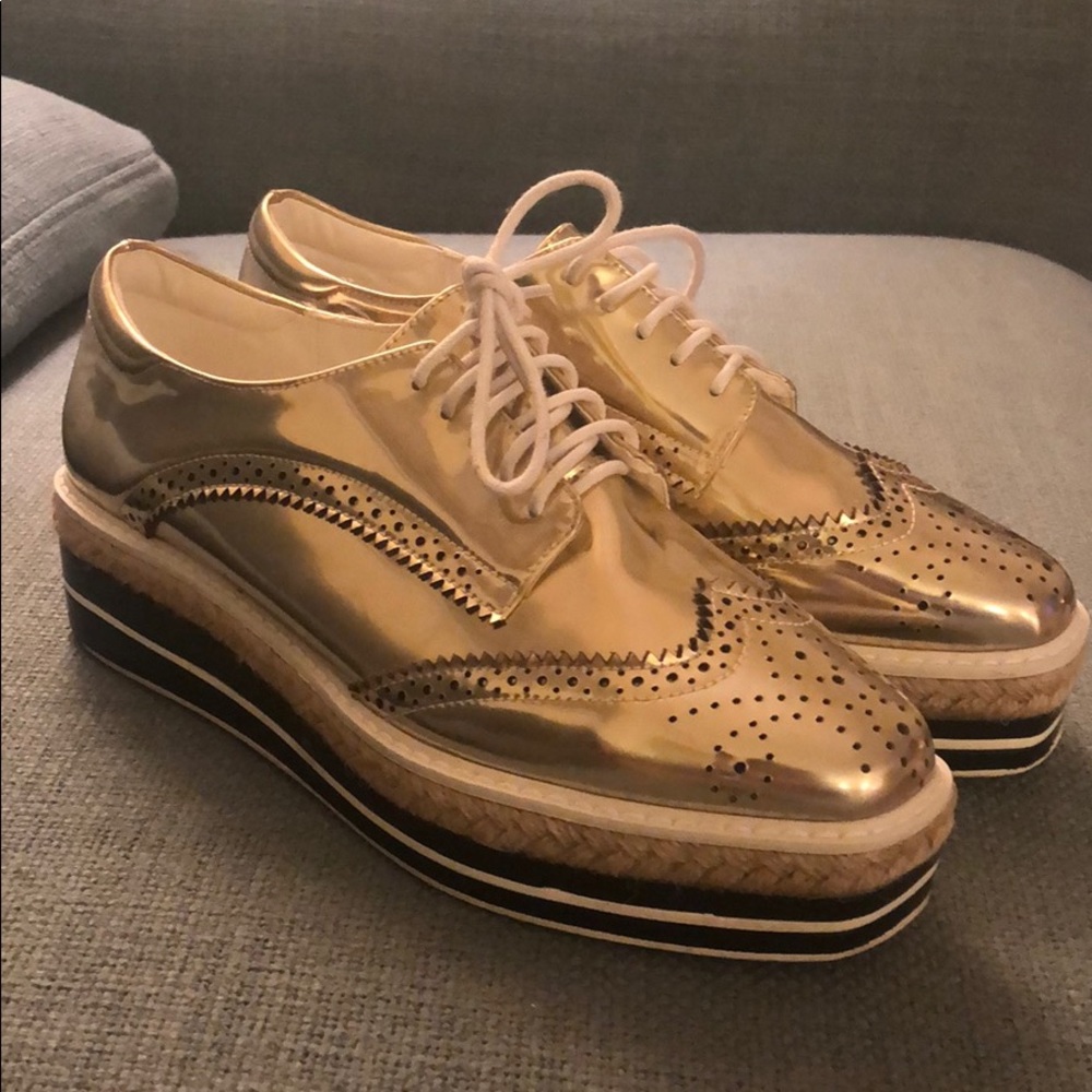 Gold shoes